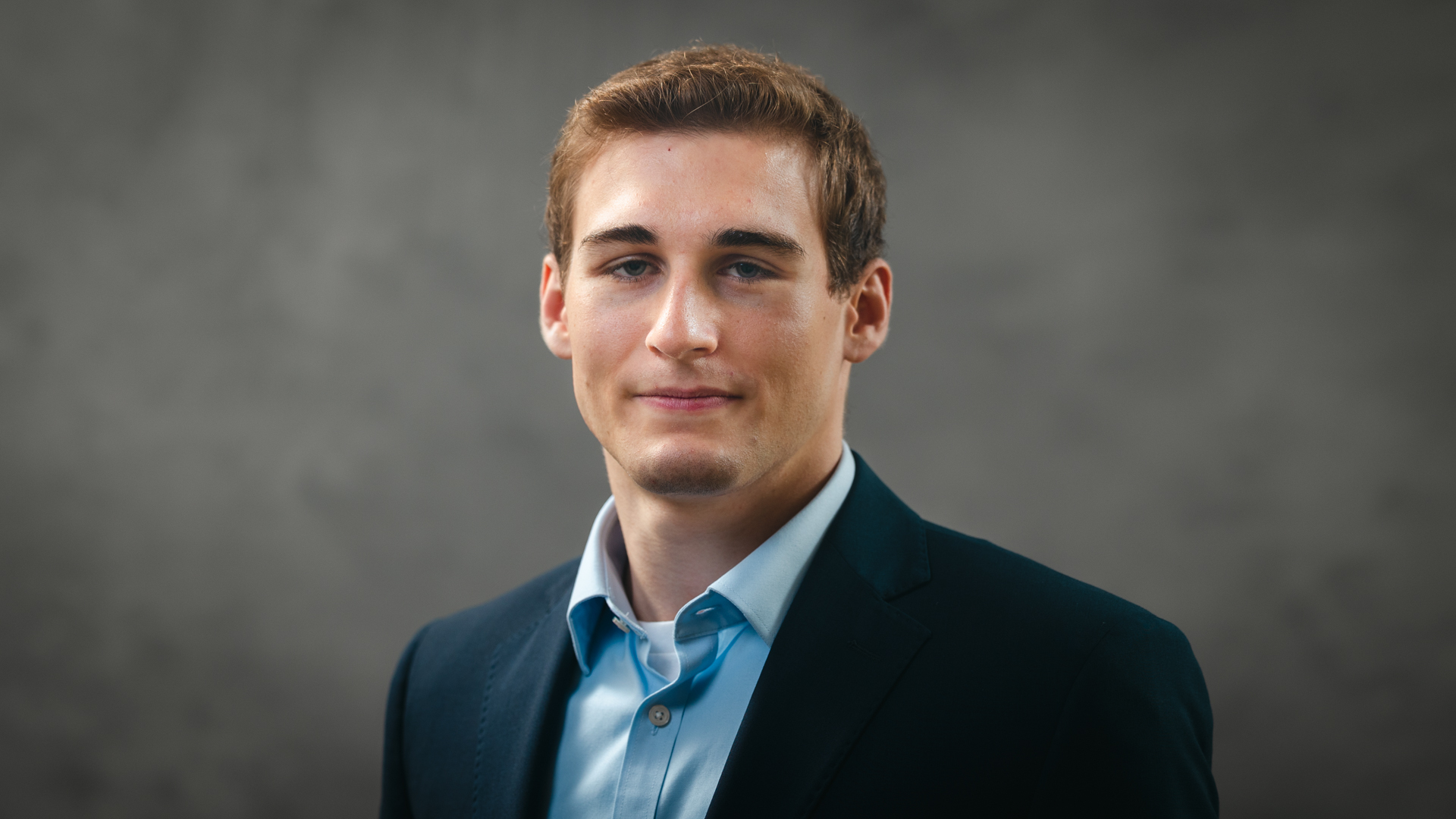 Formal photo of Alex Nosatov.